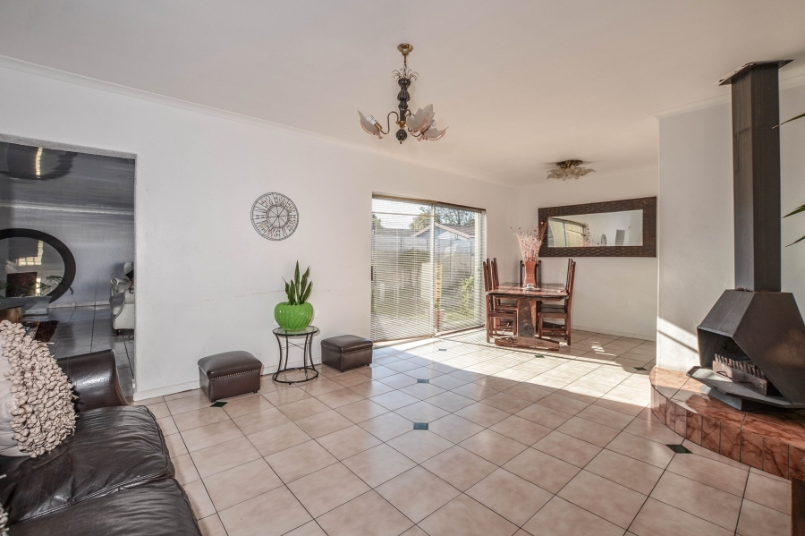 3 Bedroom Property for Sale in Tygerdal Western Cape